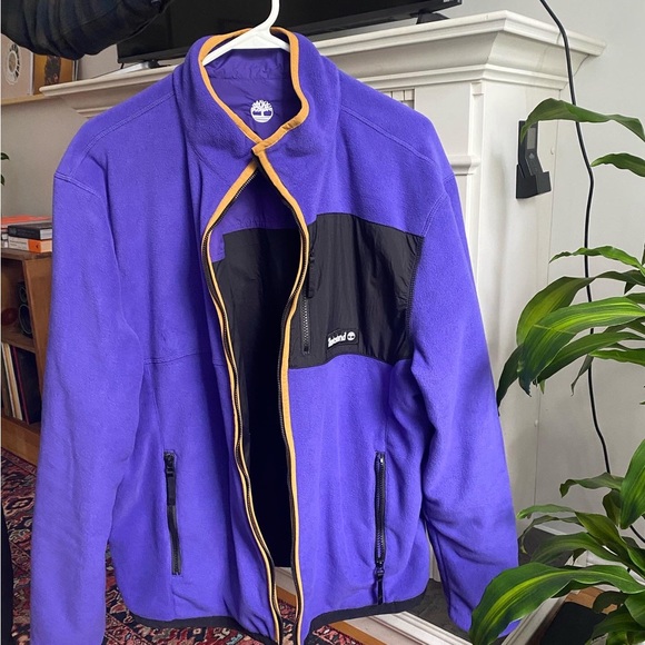 Brand new, unworn, reversible Timberland fleece. Men’s M. - Picture 2 of 2